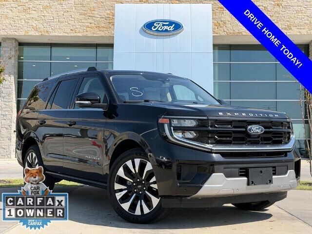 2025 Ford Expedition Platinum — photo 1 of 12
