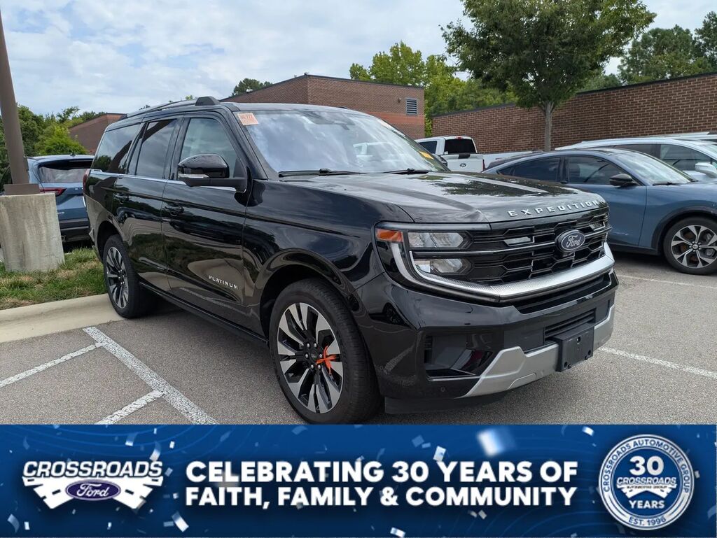 2025 Ford Expedition Platinum — photo 1 of 7