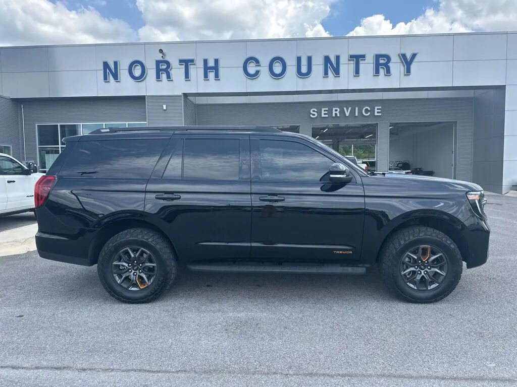 2025 Ford Expedition Tremor — photo 1 of 26