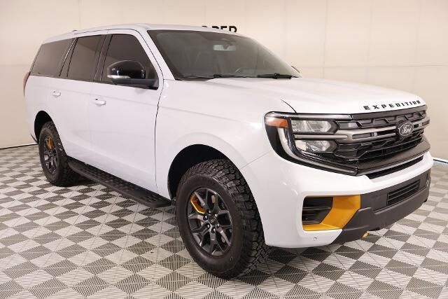 2026 Ford Expedition Tremor — photo 1 of 1