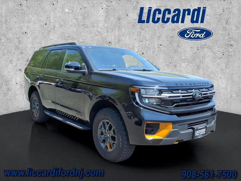 2025 Ford Expedition Tremor — photo 1 of 13
