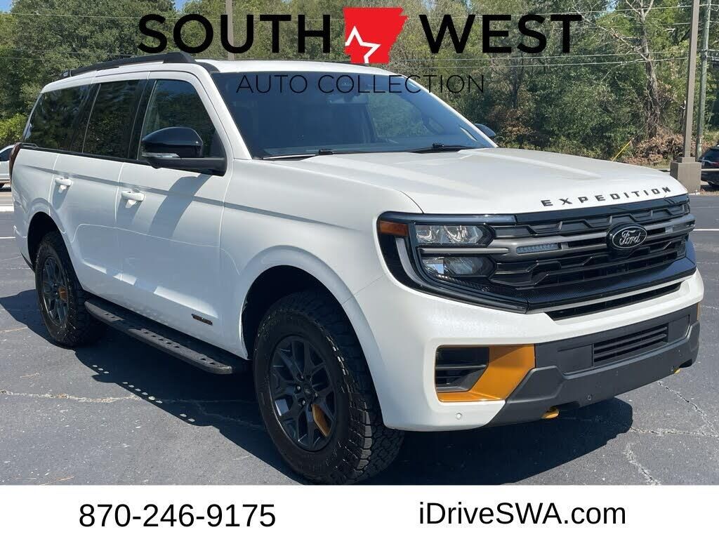 2025 Ford Expedition Tremor — photo 1 of 1