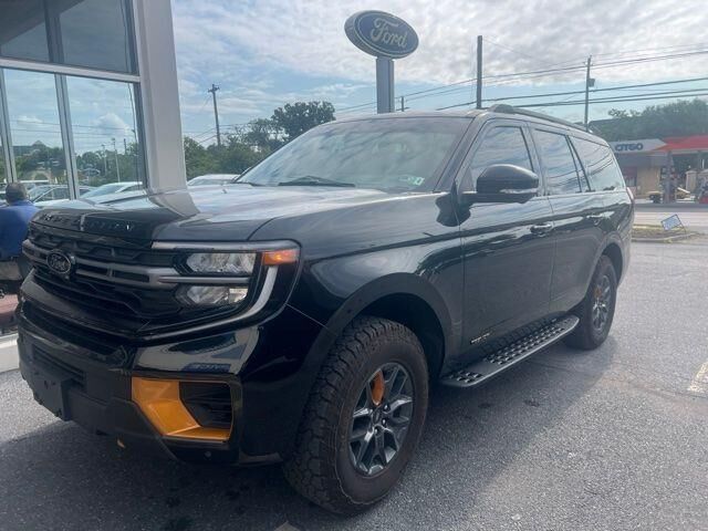 2025 Ford Expedition Tremor