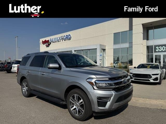 2024 Ford Expedition Limited — photo 1 of 9