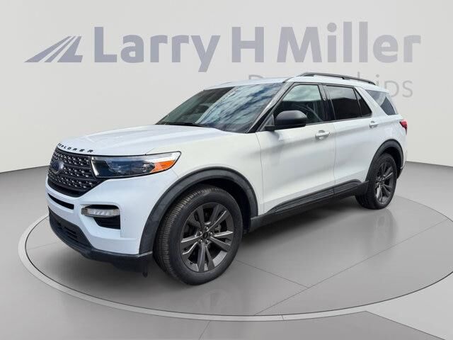 2021 Ford Explorer XLT — photo 1 of 13
