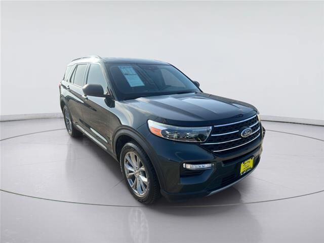2022 Ford Explorer XLT — photo 1 of 13