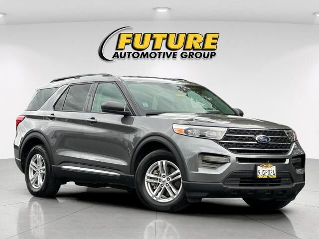2023 Ford Explorer XLT — photo 1 of 13
