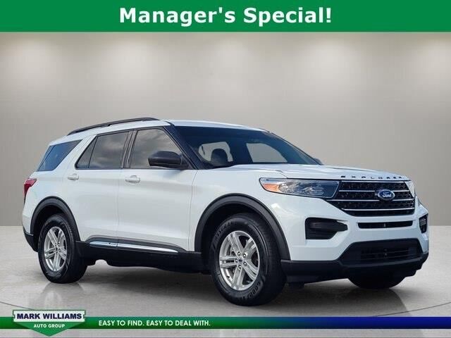 2022 Ford Explorer XLT — photo 1 of 3