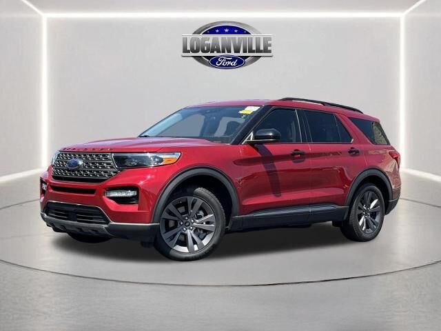 2024 Ford Explorer XLT — photo 1 of 13