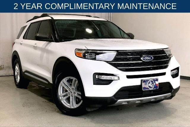 2024 Ford Explorer XLT — photo 1 of 13