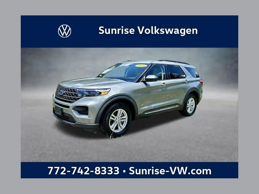 2020 Ford Explorer XLT — photo 1 of 13