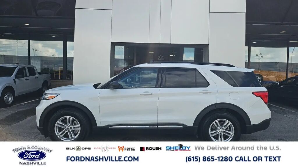 2023 Ford Explorer XLT — photo 1 of 13
