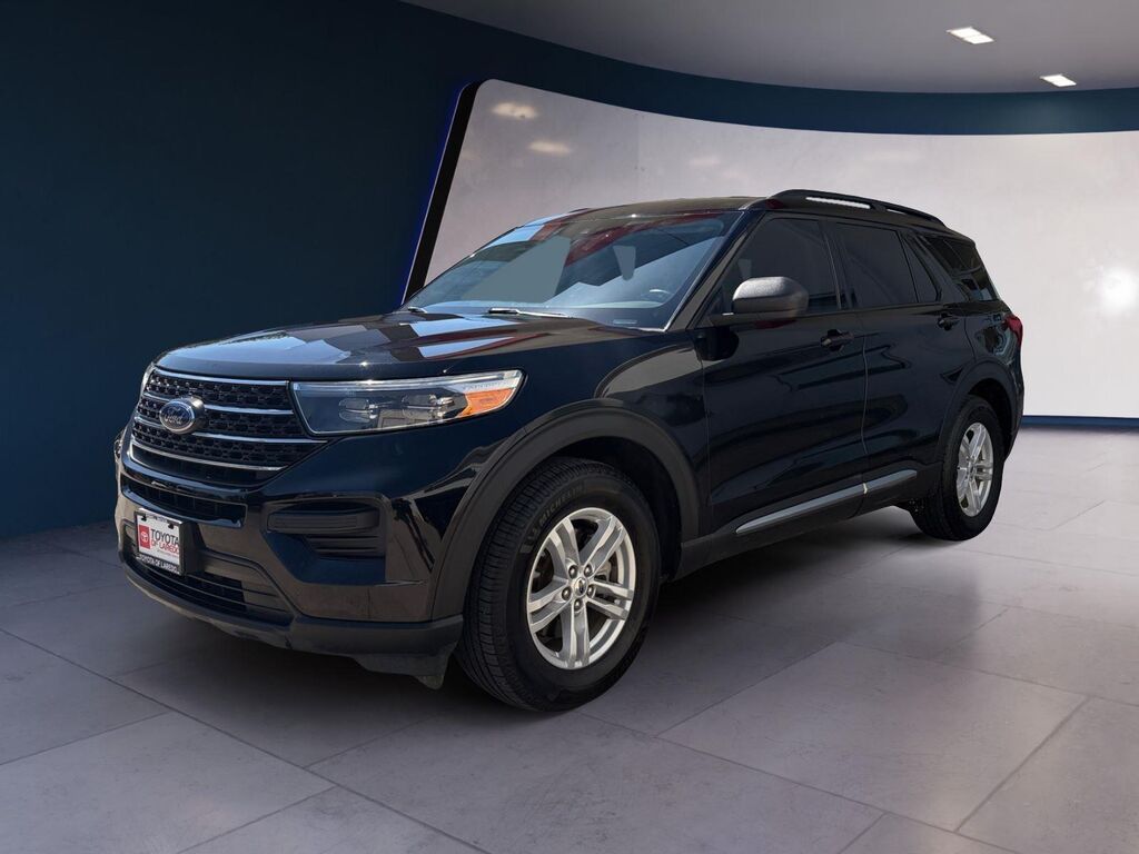 2024 Ford Explorer XLT — photo 1 of 13