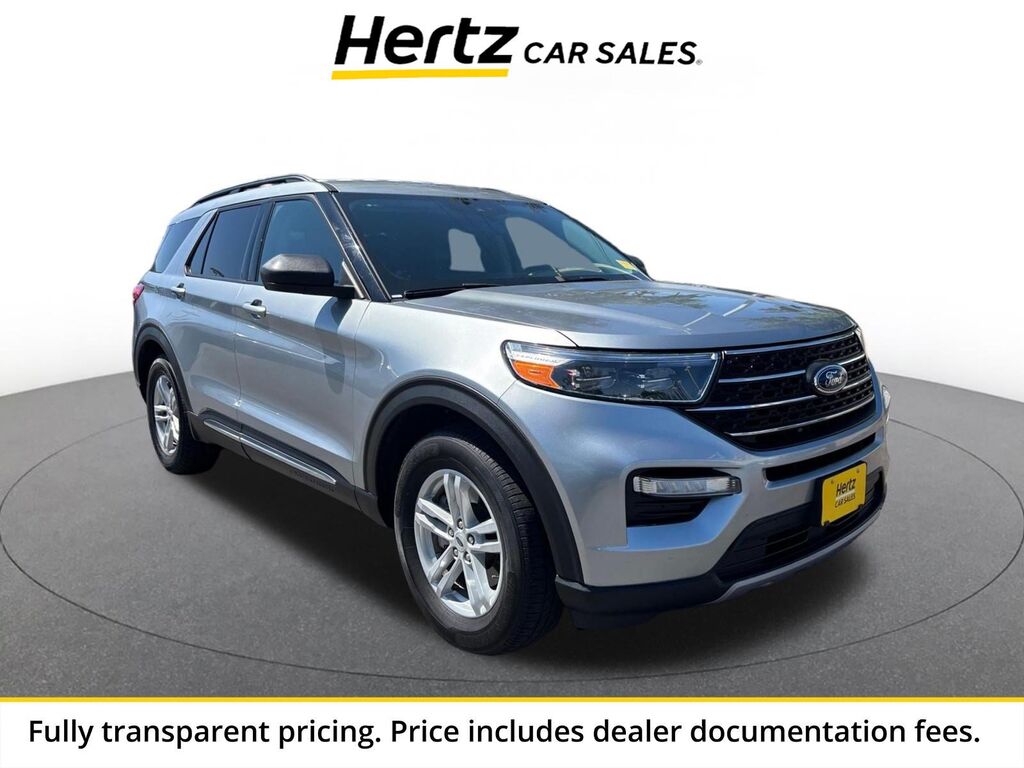 2024 Ford Explorer XLT — photo 1 of 11