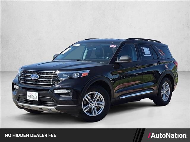 2023 Ford Explorer XLT — photo 1 of 13