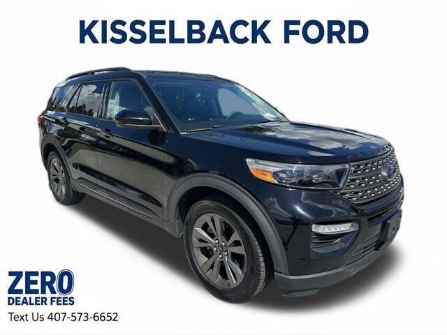 2022 Ford Explorer XLT — photo 1 of 13