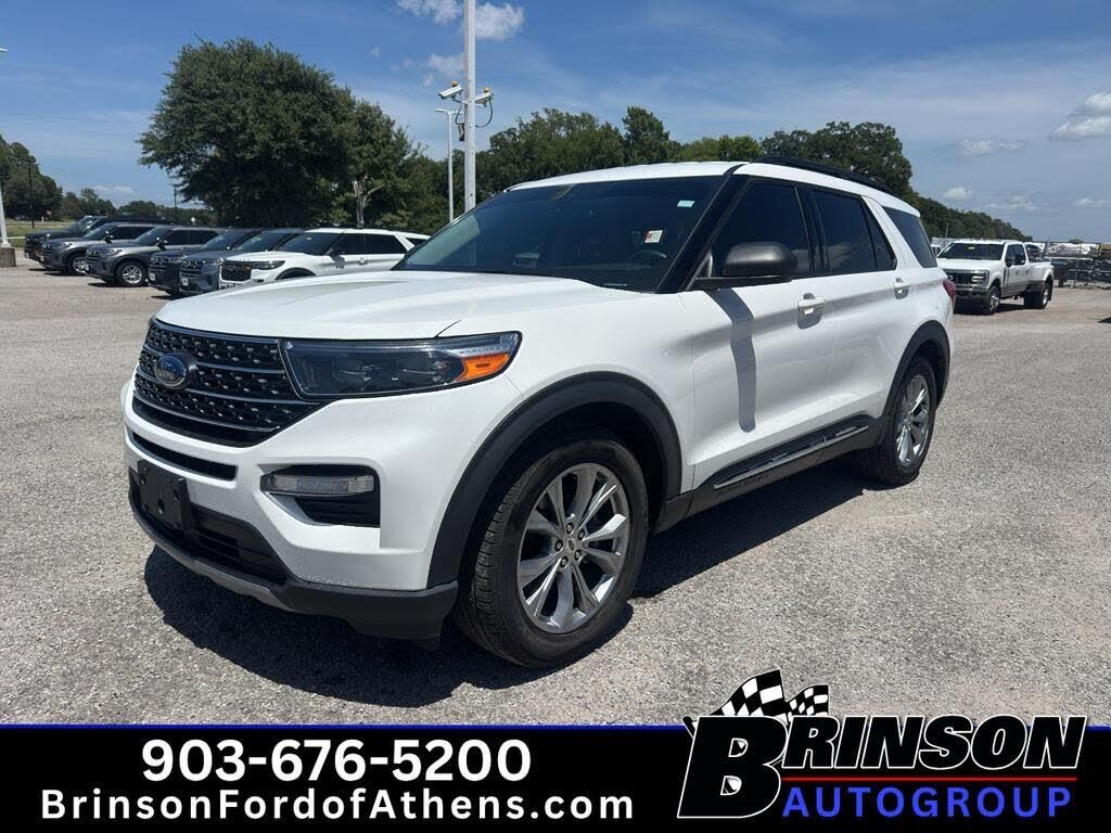 2023 Ford Explorer XLT — photo 1 of 14