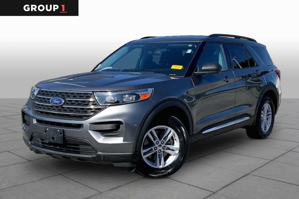 2022 Ford Explorer XLT — photo 1 of 14