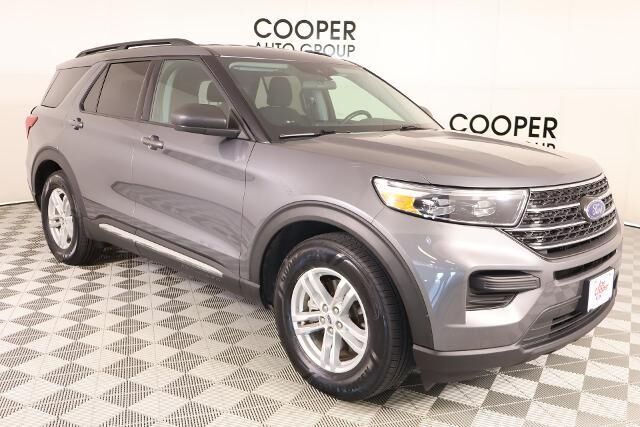 2022 Ford Explorer XLT — photo 1 of 13