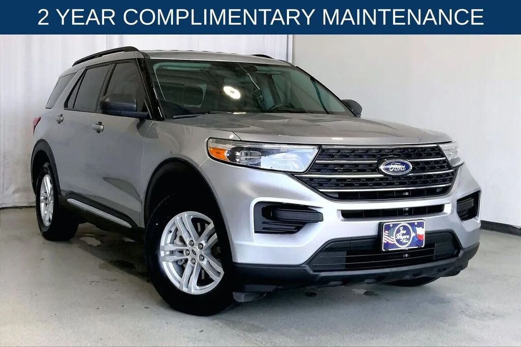 2022 Ford Explorer XLT — photo 1 of 13