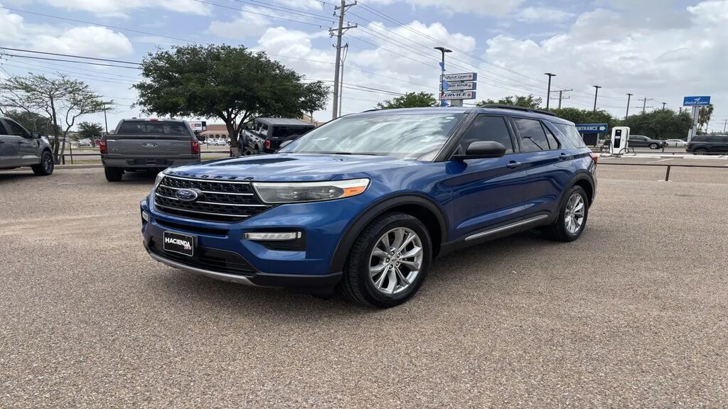 2020 Ford Explorer XLT — photo 1 of 13