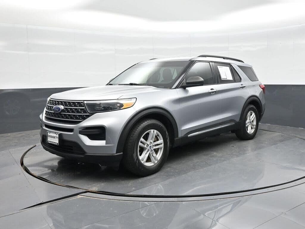 2021 Ford Explorer XLT — photo 1 of 1