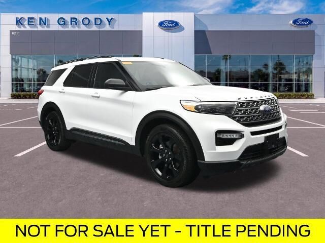 2021 Ford Explorer XLT — photo 1 of 13