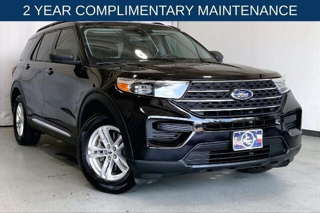 2022 Ford Explorer XLT — photo 1 of 13