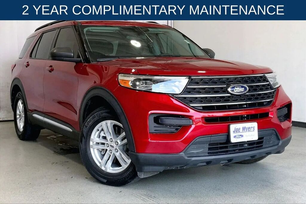 2023 Ford Explorer XLT — photo 1 of 12