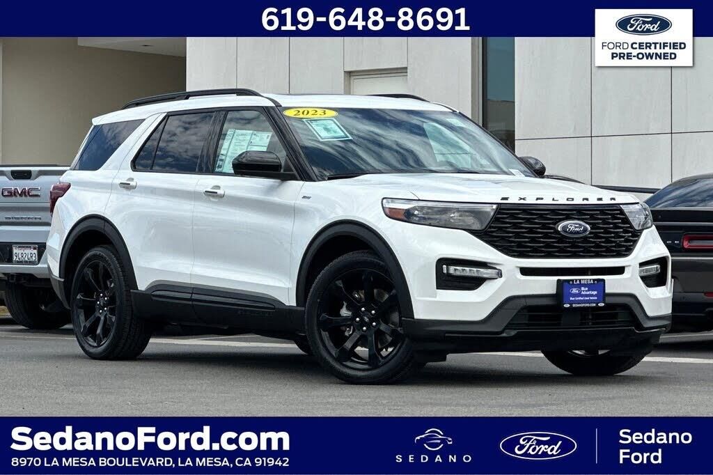 2023 Ford Explorer ST-Line — photo 1 of 1