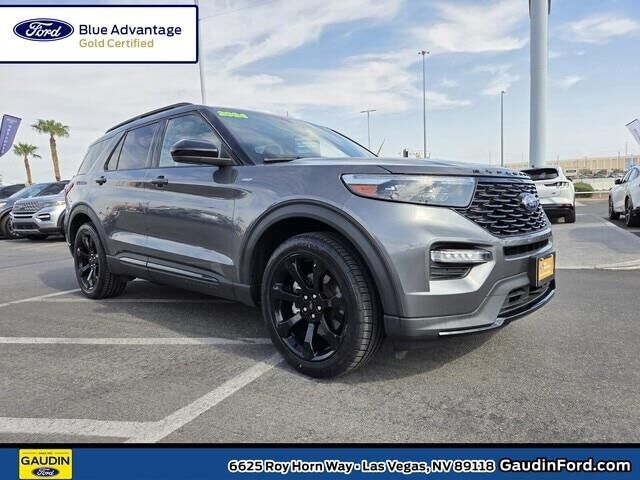 2024 Ford Explorer ST-Line — photo 1 of 1
