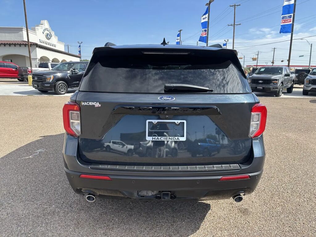 2024 Ford Explorer ST-Line — photo 1 of 7