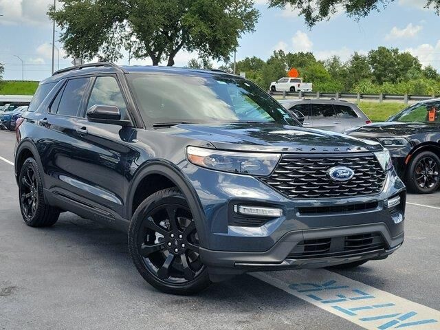 2024 Ford Explorer ST-Line