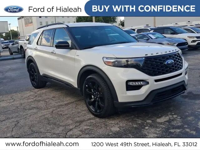 2024 Ford Explorer ST-Line