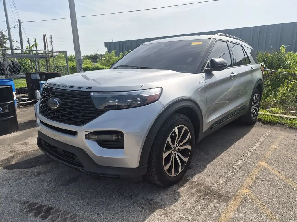 2022 Ford Explorer ST-Line — photo 1 of 23