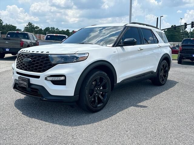 2022 Ford Explorer ST-Line