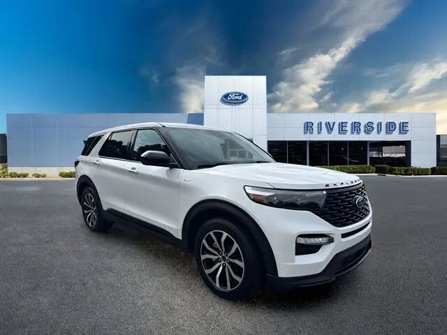 2022 Ford Explorer ST-Line
