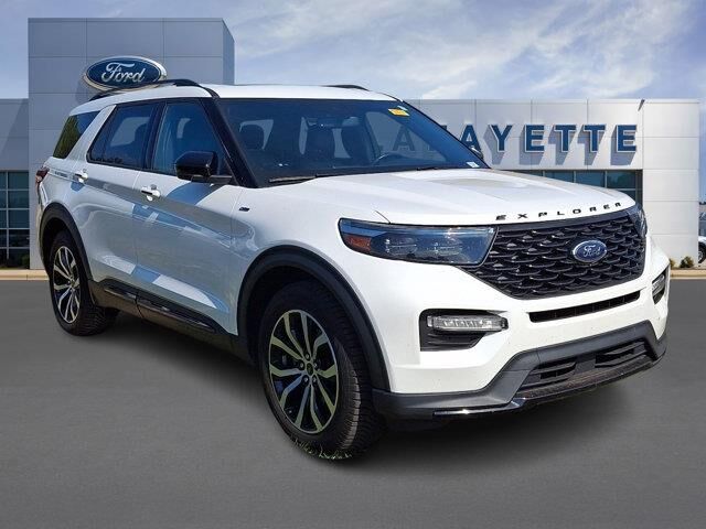 2022 Ford Explorer ST-Line