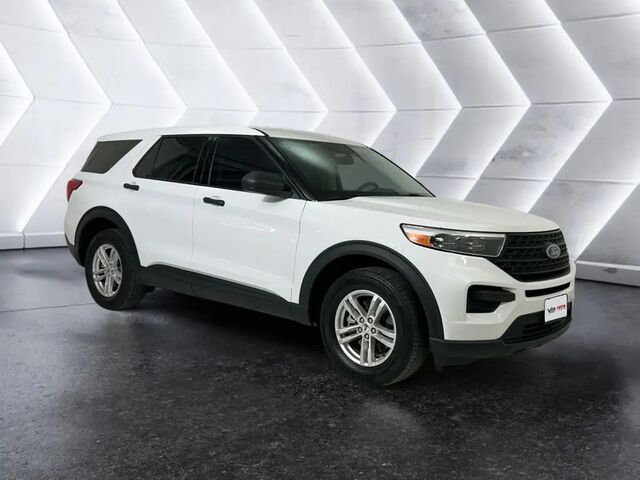 2023 Ford Explorer Base