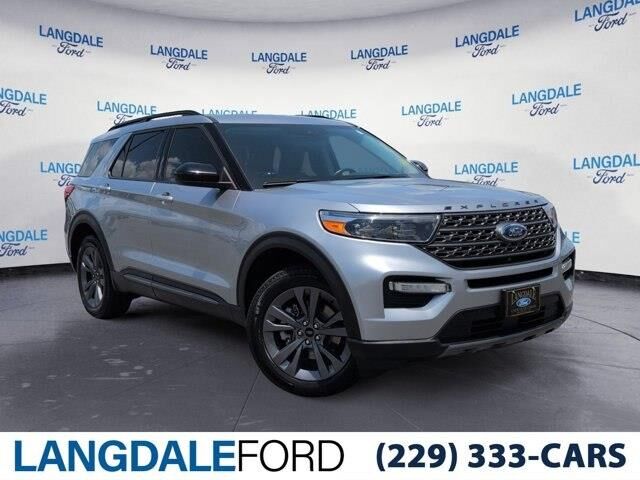 2022 Ford Explorer XLT — photo 1 of 13