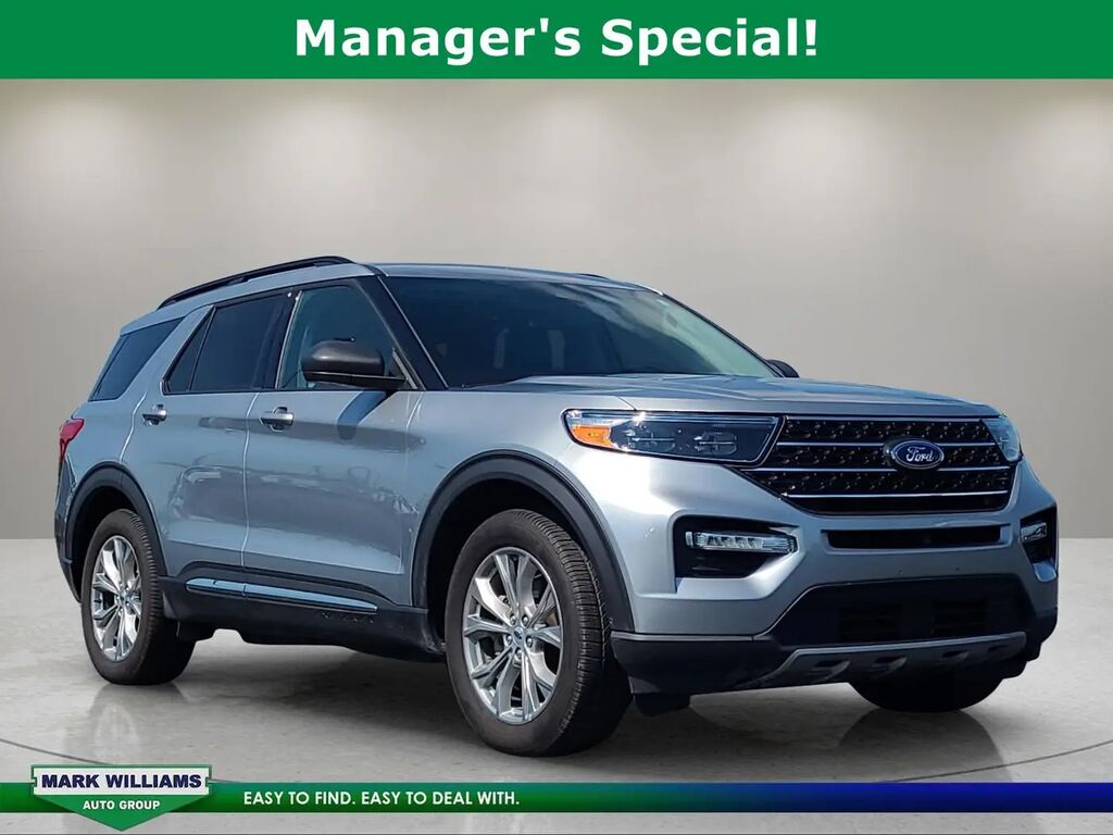 2023 Ford Explorer XLT — photo 1 of 14