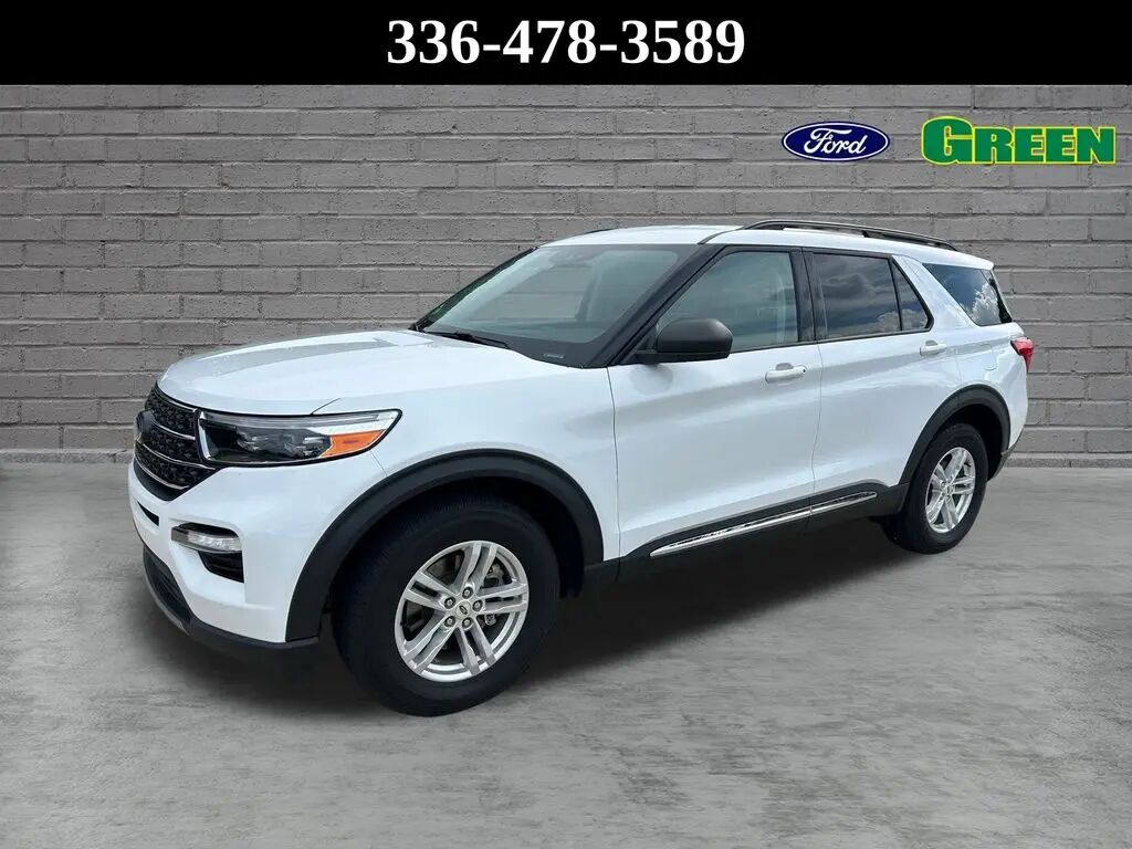 2023 Ford Explorer XLT — photo 1 of 13