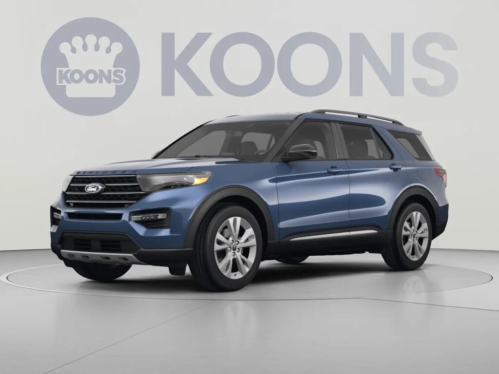 2022 Ford Explorer XLT — photo 1 of 15