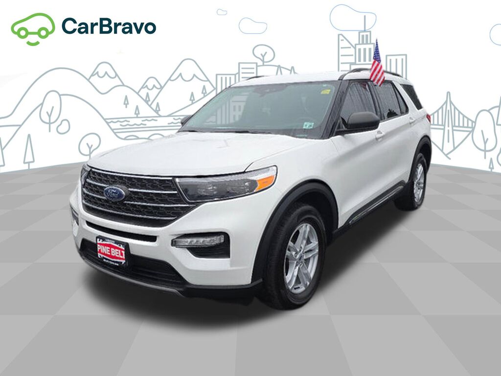 2024 Ford Explorer XLT — photo 1 of 6