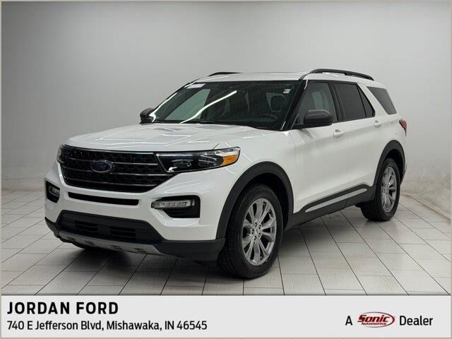 2020 Ford Explorer XLT — photo 1 of 13