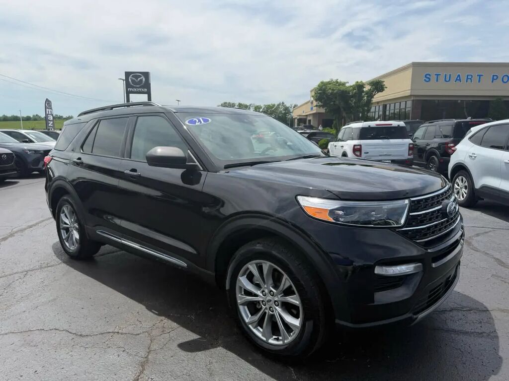 2021 Ford Explorer XLT — photo 1 of 13