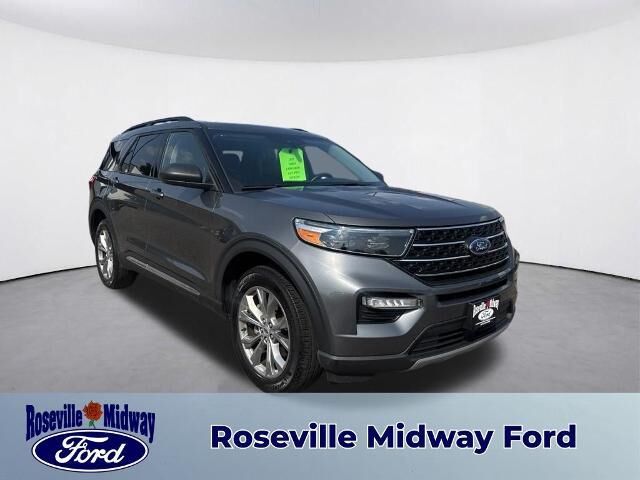 2023 Ford Explorer XLT — photo 1 of 12
