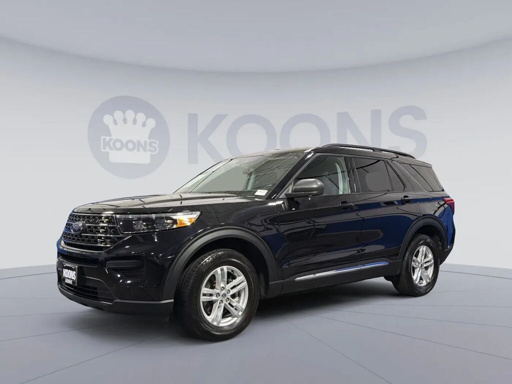 2024 Ford Explorer XLT — photo 1 of 13