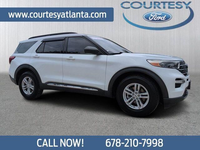 2020 Ford Explorer XLT — photo 1 of 13