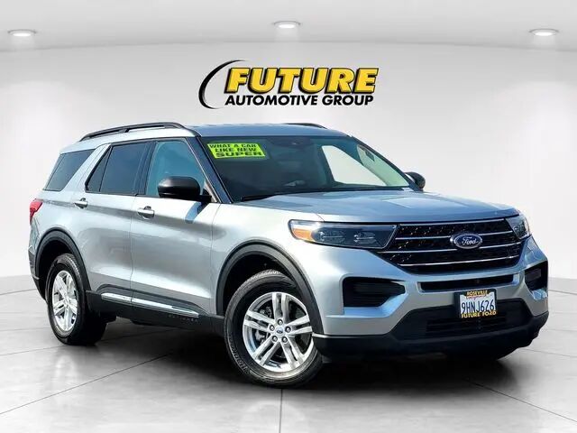 2023 Ford Explorer XLT — photo 1 of 13